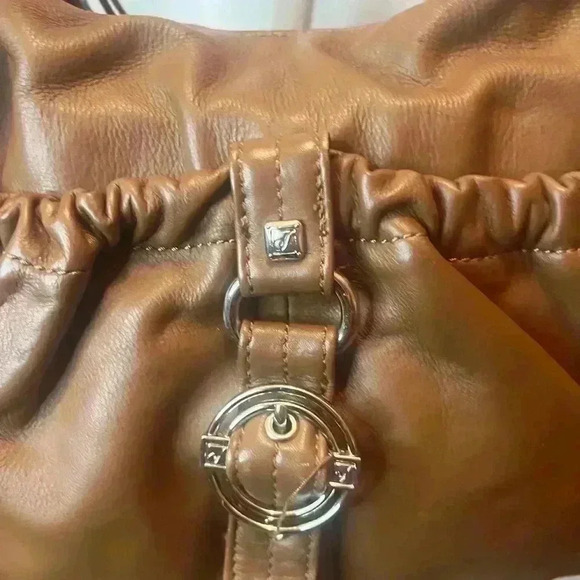 Stone Mountain Leather Shoulder Bag - Picture 3 of 10